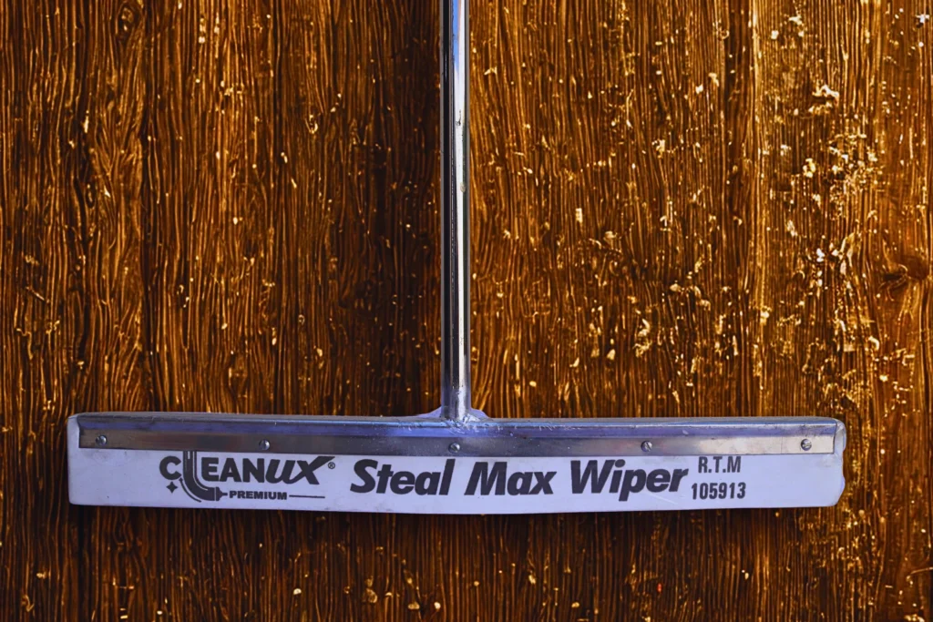 steel-argon-welding-wiper-for-floor-scaled